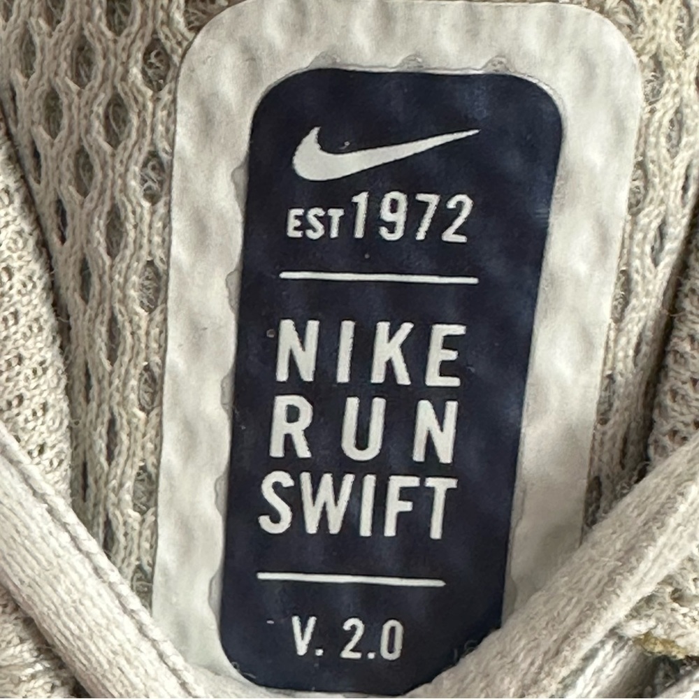Nike Men’s Sneakers. - Picture 4 of 10